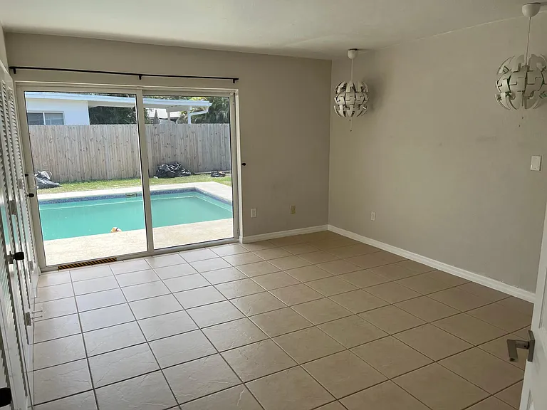 11822 SW 81st Rd — Photo 14