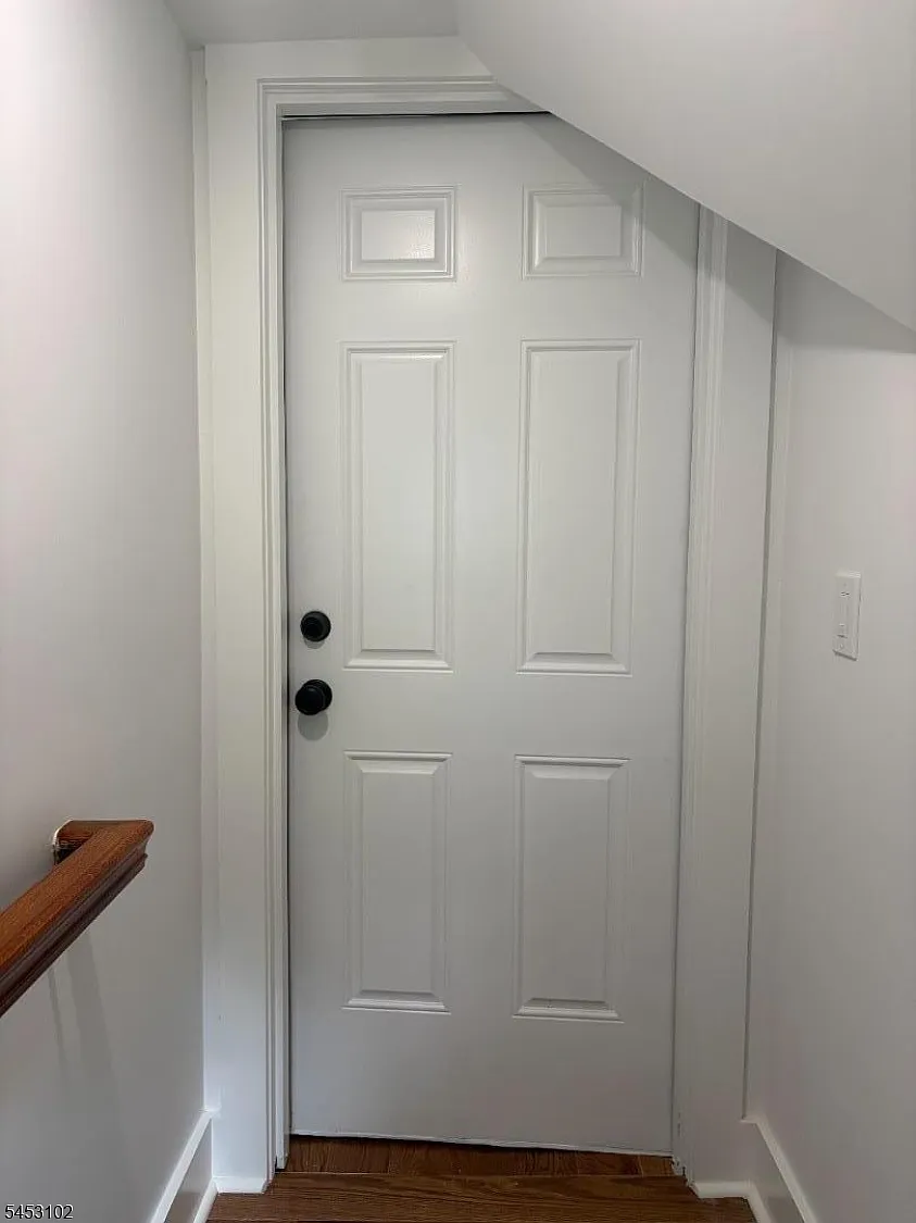 Studio, 1.0 bath, 426 sqft, $1,950 — Photo 1