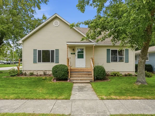 341 W Wood Ave, Peotone, IL 60468