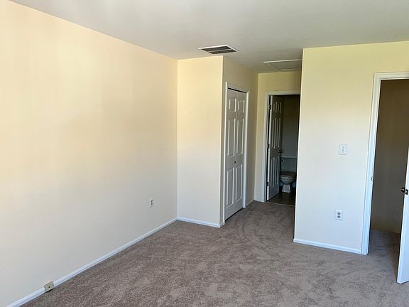 5th image of 84 Cherrywood Dr