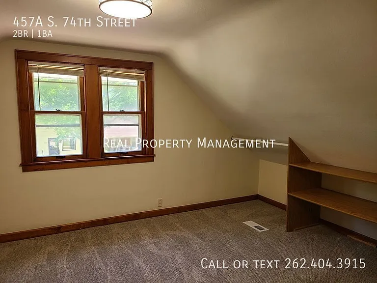 457A S 74th St — Photo 23
