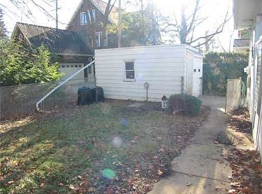 3rd image of 1125 Olivia Ave