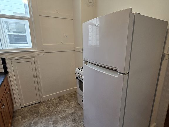 3rd image of 3364 22nd St APT 2