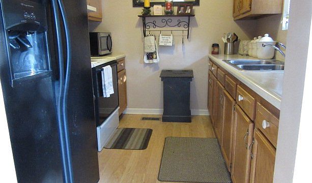 2nd image of 109 Ray Cir