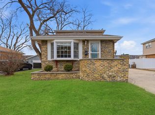 10716 S Nashville Ave, Worth, IL 60482
