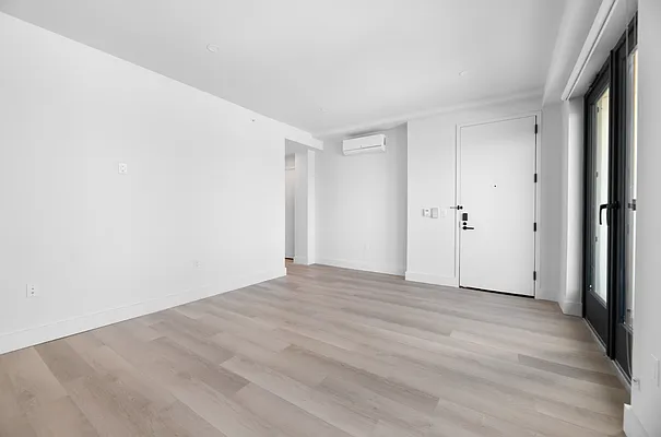 Rented by REAL New York | media 37