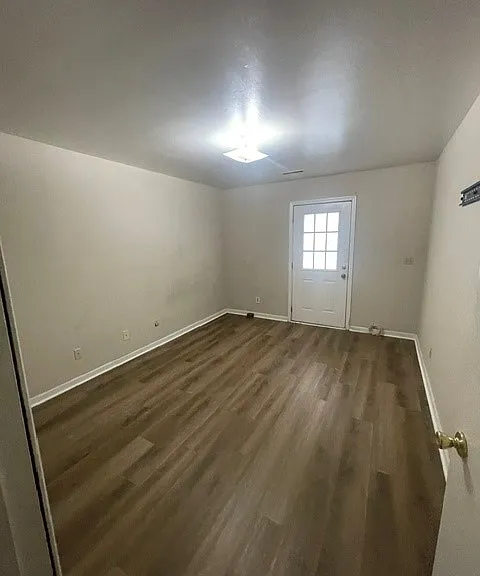 329 W Brookwood Ave #8 — Photo 6