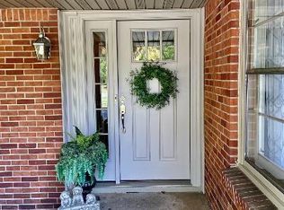 4625 Christian Dr, Clarence, NY 14031