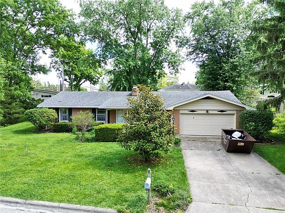 2nd image of 1150 Sylvan Dr