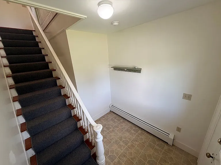 113 Lyme Rd — Photo 5