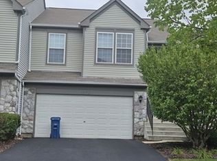 3106 Bromley Ln, Aurora, IL 60502