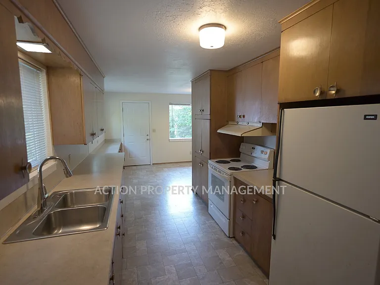 252 Schindler Rd — Photo 10