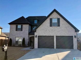 333 Strathaven Cir, Pelham, AL 35124