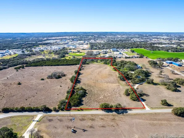 6 Old Fredericksburg Rd, Boerne, TX 78015
