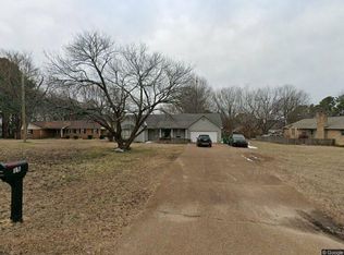 15 Fair Acres Cv, Jackson, TN 38305