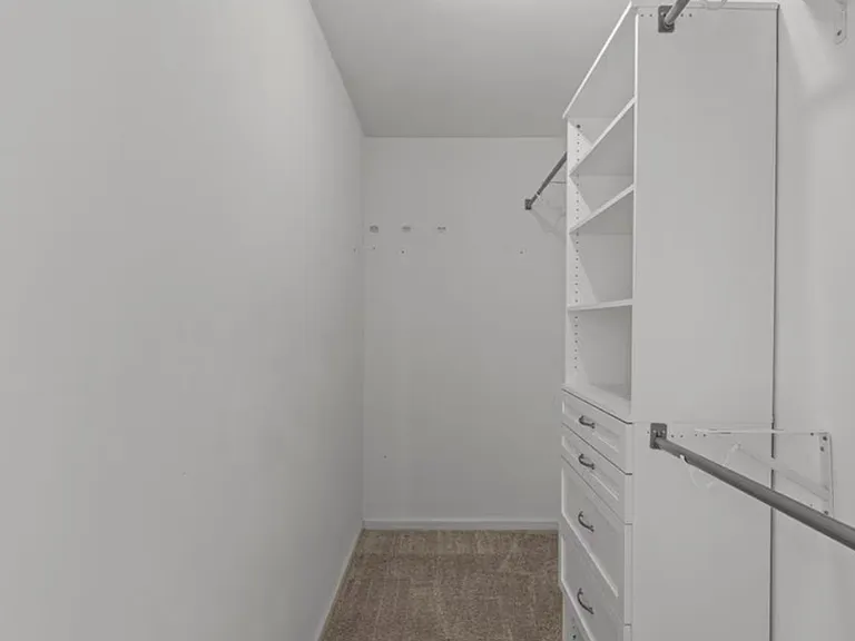 2428 Casey Ct — Photo 10