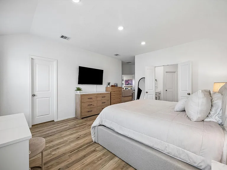 7511 Greenbriar Canyon Ln — Photo 17