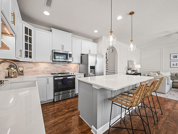 4th image of 1113 McKee Farm Ln