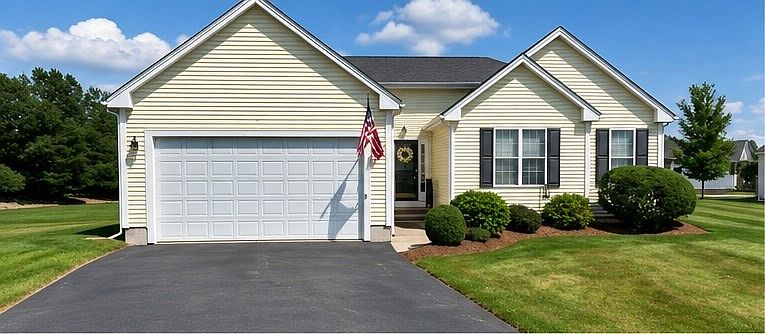 1st image of 3 Deirdre Cir #6