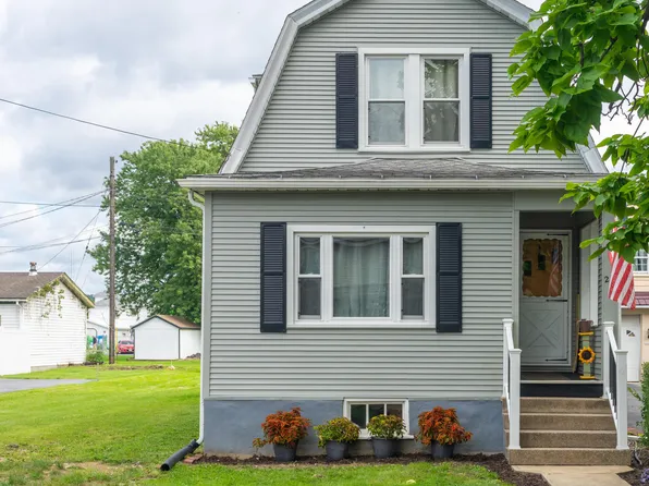 211 E Southey Ave, Altoona, PA 16602