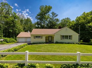 71 Hennequin Rd, Columbia, CT 06237