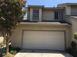 853 Live Oak Pl, Corona, CA 92882