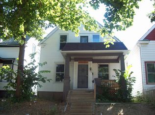 3040 N 28th St, Milwaukee, WI 53210