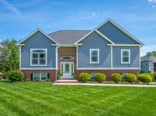 438 Ginger Lake Dr, Rock Spring, GA 30739