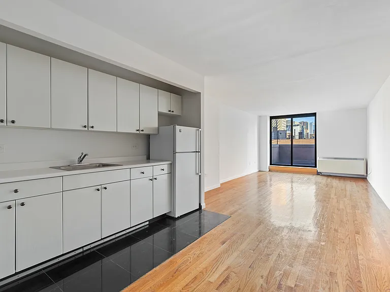 344 3rd Ave #6F — Photo 2