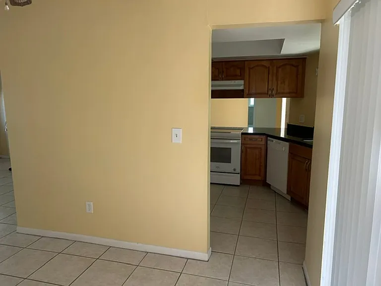 1207 Dinner Bell Ln E — Photo 35