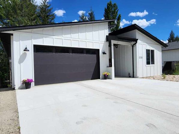 Lumby BC Real Estate - Lumby BC Homes For Sale | Zillow