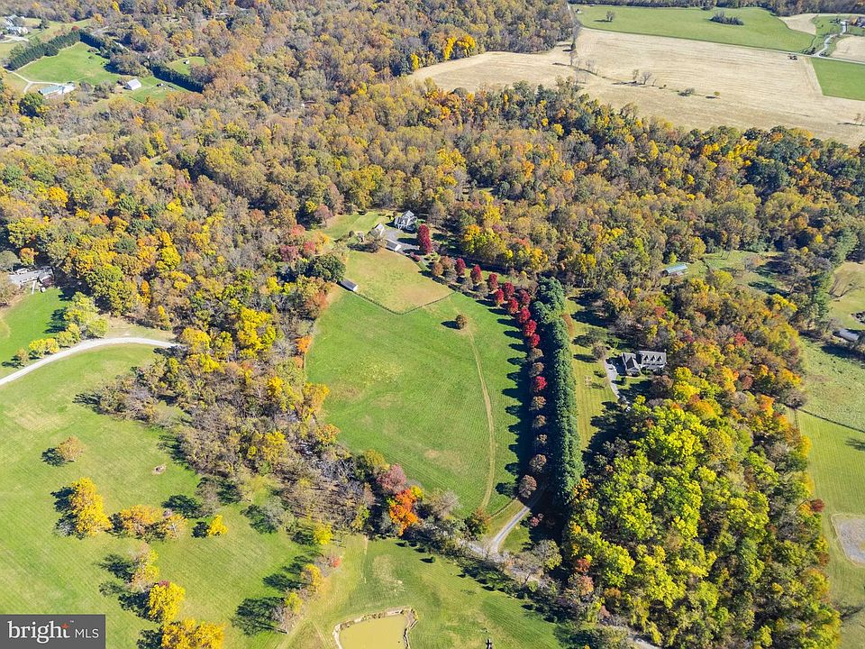1st image of 20958 Beaverdam Bridge Rd