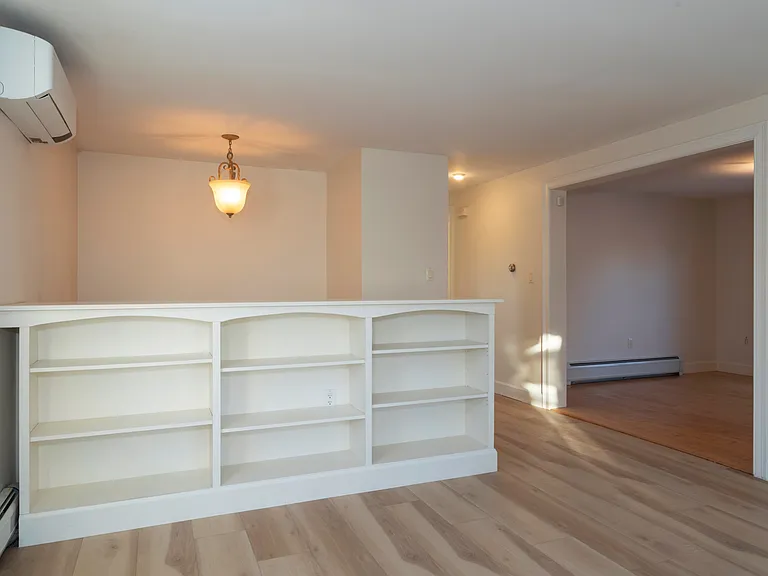 50 Laurel Cir — Photo 12