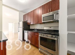 29-8 31st Ave #E14, Astoria, NY 11106