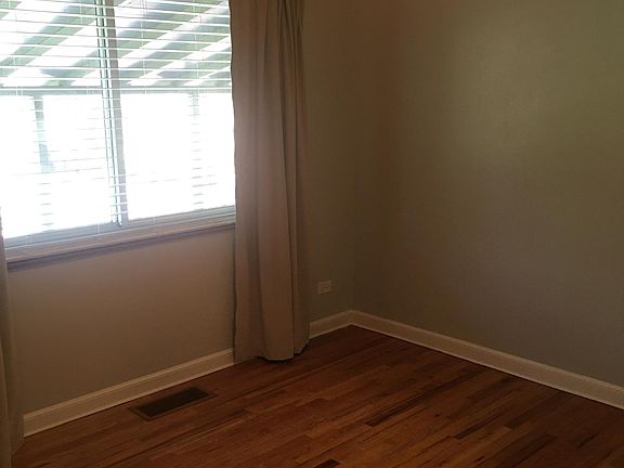 3rd image of 2025 N Rosemary St