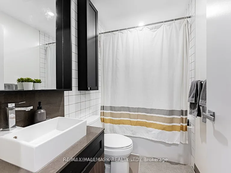 783 Bathurst St #227 — Photo 18