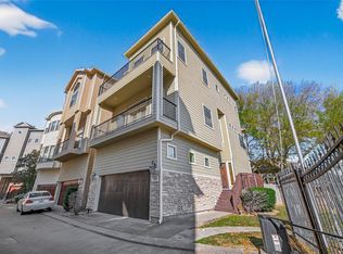 2063 W 14th 1/2 St, Houston, TX 77008