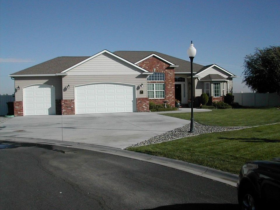 1st image of 9197 Albert Way SE