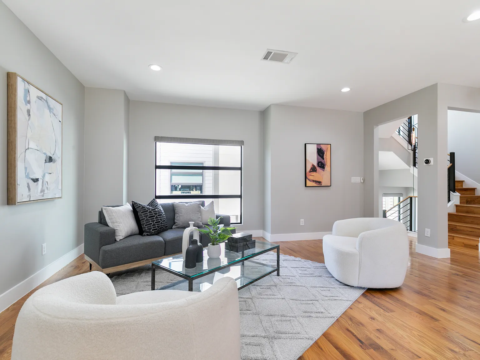 2 bed, 2.5 bath, 1856 sqft, $3,800 — Photo 4