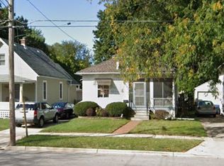 843 Lebanon St, Aurora, IL 60505