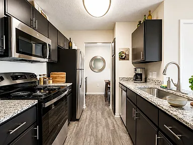 7*0様 APT-028 Aspen Village - 1947 W Houston St Broken Arrow OK (2 units