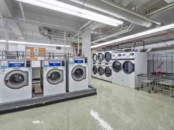 89-15 Parsons Boulevard image 4 of 13