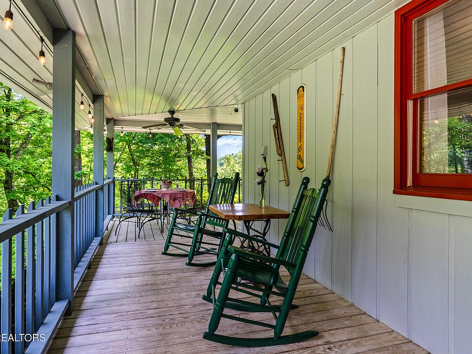 7th image of 1043 Reagan Springs Rd