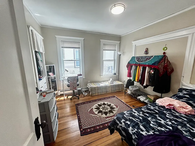 11 Harold St #1 — Photo 7