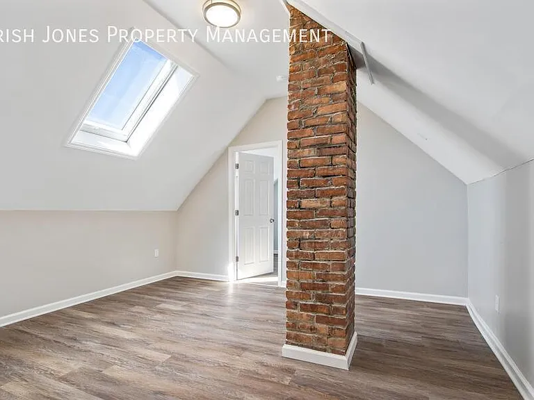 56 Fredro St #3 — Photo 2