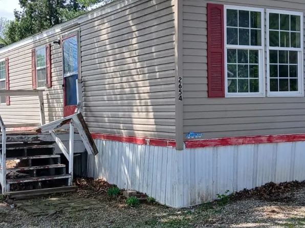 2654 N Windy Hill Rd, Vincennes, IN 47591