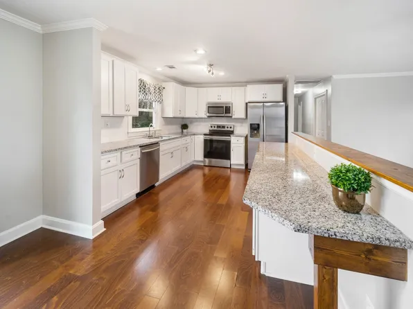 307 Alta Loma Rd, Goodlettsville, TN 37072