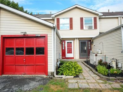 8241 Trevi Ln, Clay, NY, 13041