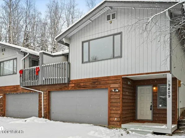 9409 Stuart Cir, Eagle River, AK 99577