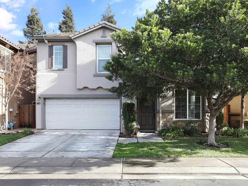 1st image of 10832 Peony Place Dr